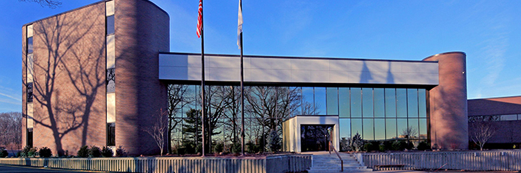JLL arranges $17.28 million for FoxRock’s 282,924 s/f office/industrial 1 Albion Rd.